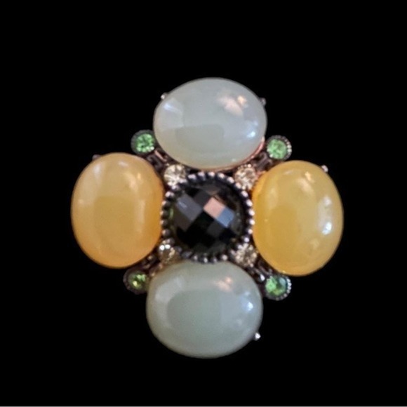 unknown Jewelry - Cabochon And Rhinestone Brooch Or Necklace